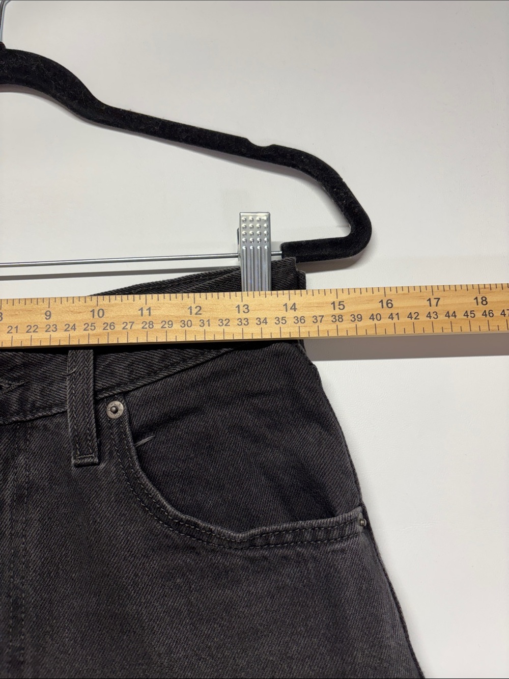 ✨Levi's Cinch Baggy Women's Jeans Size 26 - Picture 10 of 15
